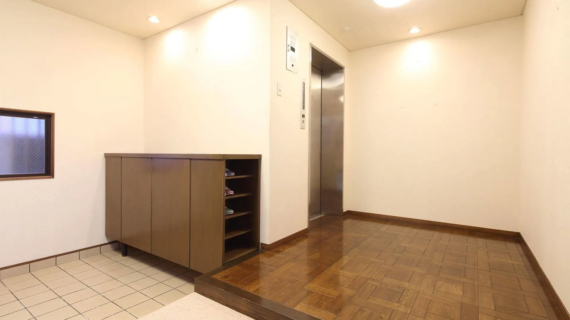 Bourgeois - Women Only Hotel Osaka 2*,