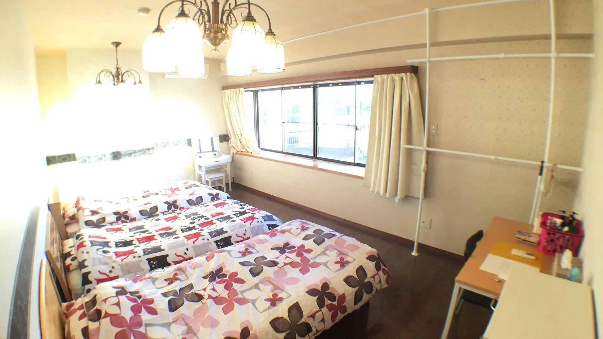 Bourgeois - Women Only Hotel Osaka Japan
